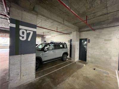 Apartamento de 1 alcoba en venta en El Poblado, Medellín, 87 m² · foto 13 de 15