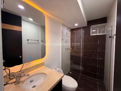 Apartamento en venta en Ciudad Jardin, Cali · foto 4 de 13