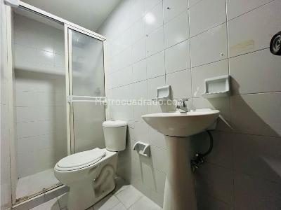 Apartamento de 4 alcobas en venta en Laureles, Medellín, 142 m² · foto 10 de 20