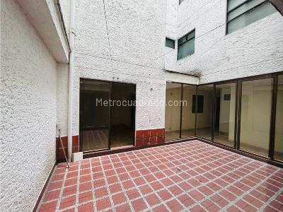 Apartamento de 4 alcobas en venta en Laureles, Medellín, 142 m² · foto 17 de 20