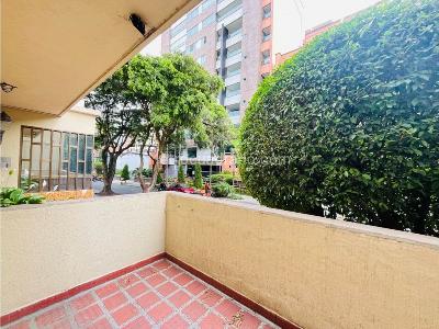Apartamento de 4 alcobas en venta en Laureles, Medellín, 142 m² · foto 19 de 20