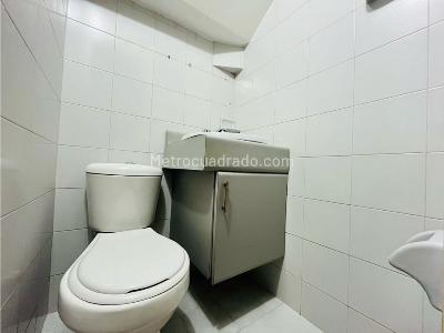 Apartamento de 4 alcobas en venta en Laureles, Medellín, 142 m² · foto 20 de 20