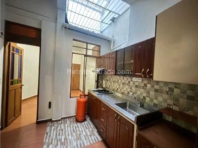 Apartamento en arriendo en Buenos Aires, Medellín · foto 13 de 15