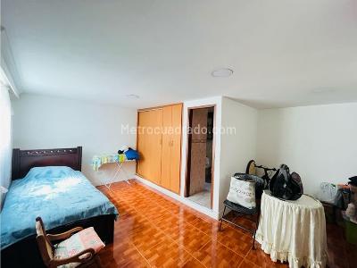 Apartamento de 4 alcobas en venta en Miravalle, Medellín, 130 m² · foto 10 de 14