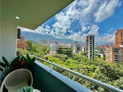 Apartaestudio en venta en El Poblado, Medellín, 47 m² · foto 13 de 14