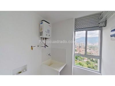 Apartamento de 3 alcobas en venta en Cabañas, Bello, 65 m² · foto 19 de 20