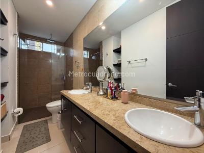 Apartamento de 4 alcobas en venta en Ciudad Jardin, Cali, 160 m² · foto 10 de 13