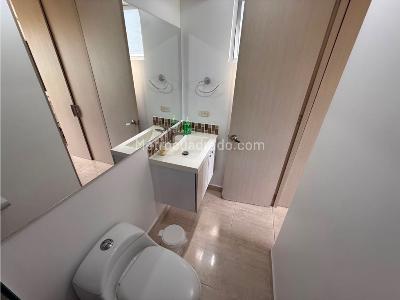 Apartamento de 3 alcobas en venta en Valle Del Lili, Cali, 82 m² · foto 7 de 10