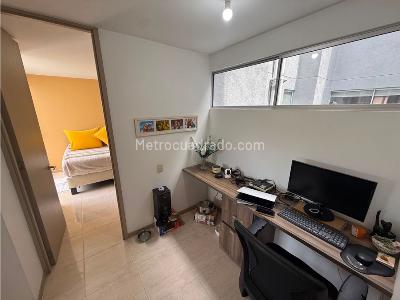 Apartamento de 3 alcobas en venta en Valle Del Lili, Cali, 82 m² · foto 9 de 10