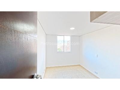 Apartamento en venta en Los Colores, Medellín · foto 14 de 18
