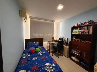 Apartamento de 3 alcobas en venta en Ciudad Jardin, Cali, 105 m² · foto 11 de 15