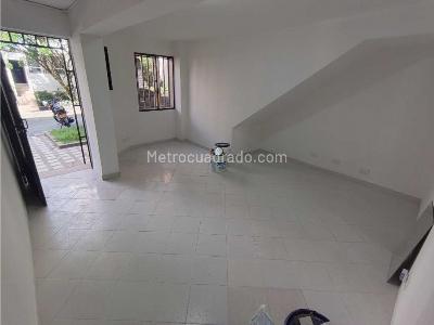 Casa en Arriendo, Occidente Santa Monica, Medellín