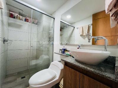 Apartamento en venta en Buenos Aires, Medellín · foto 6 de 16