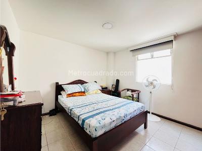 Apartamento en venta en Buenos Aires, Medellín · foto 8 de 16