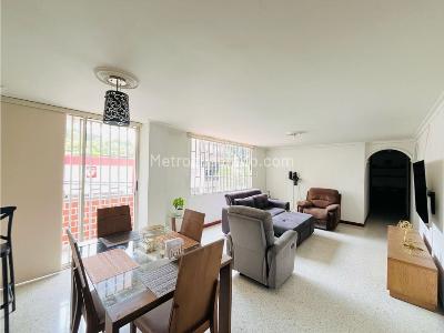 Apartamento de 3 alcobas en venta en Occidente, Medellín, 115 m² · foto 2 de 20