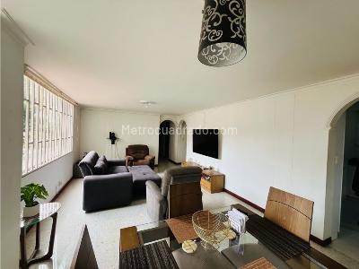 Apartamento de 3 alcobas en venta en Occidente, Medellín, 115 m² · foto 9 de 20