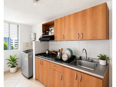 Apartamento de 3 alcobas en venta en Loreto, Medellín, 58 m² · foto 2 de 15