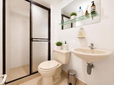 Apartamento de 3 alcobas en venta en Loreto, Medellín, 58 m² · foto 9 de 15