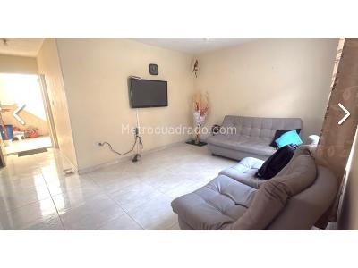 Apartamento de 4 alcobas en venta en Colseguros, Cali, 192 m² · foto 2 de 13