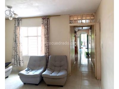 Apartamento de 4 alcobas en venta en Colseguros, Cali, 192 m² · foto 3 de 13