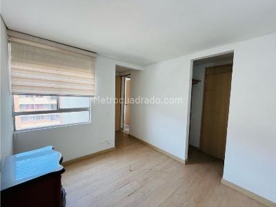 Apartamento de 3 alcobas en venta en Machado, Bello, 80 m² · foto 8 de 16