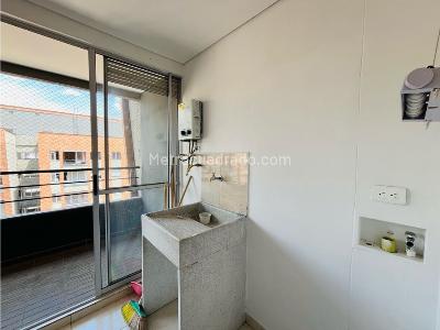 Apartamento de 3 alcobas en venta en Machado, Bello, 80 m² · foto 15 de 16