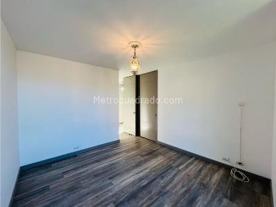 Apartamento en venta en El Poblado, Medellín · foto 12 de 20
