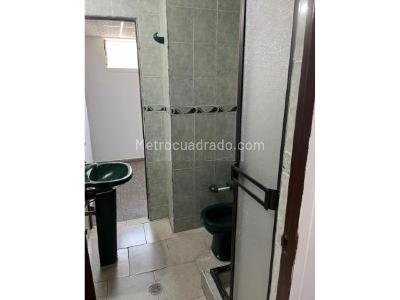Apartamento de 3 alcobas en venta en Departamental, Cali, 69 m² · foto 7 de 10