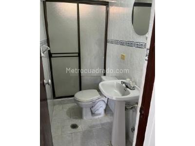 Apartamento de 3 alcobas en venta en Departamental, Cali, 69 m² · foto 8 de 10