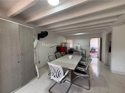 Casa de 3 alcobas en venta en La Merced, Cali, 160 m² · foto 7 de 20
