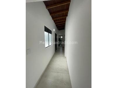 Apartamento de 3 alcobas en venta en Miravalle, Medellín, 105 m² · foto 9 de 15