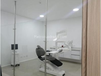 Casa de 5 alcobas en venta en Ciudad Jardin, Cali, 353 m² · foto 10 de 11