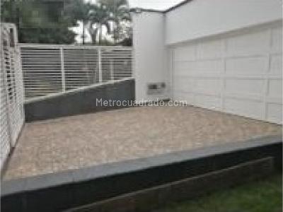 Casa de 5 alcobas en venta en Ciudad Jardin, Cali, 353 m² · foto 11 de 11