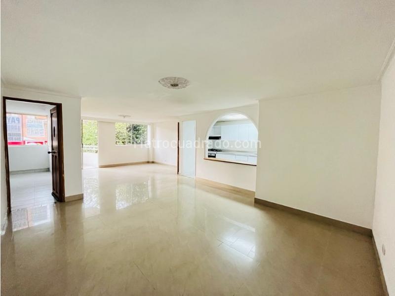 4BR Apartment in Laureles (128 m²) - 4