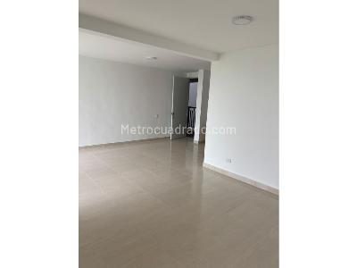 Apartamento de 2 alcobas en venta en Villa Fatima, Cali, 61 m² · foto 4 de 18