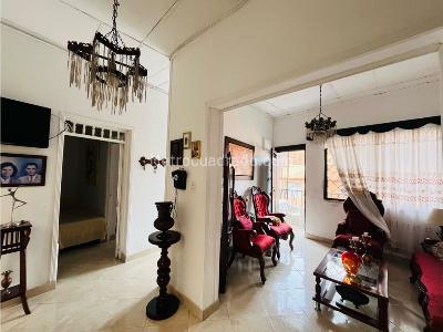 Casa de 5 alcobas en venta en Centro, Medellín, 176 m² · foto 3 de 18