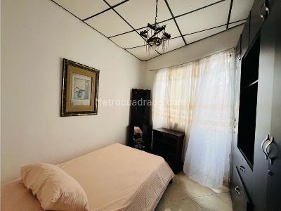 Casa de 5 alcobas en venta en Centro, Medellín, 176 m² · foto 6 de 18