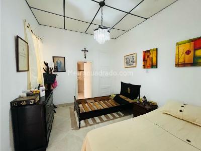 Casa de 5 alcobas en venta en Centro, Medellín, 176 m² · foto 7 de 18