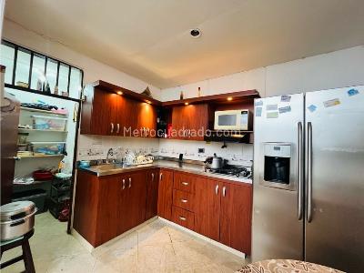 Casa de 5 alcobas en venta en Centro, Medellín, 176 m² · foto 12 de 18