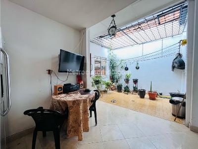 Casa de 5 alcobas en venta en Centro, Medellín, 176 m² · foto 16 de 18