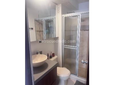 Apartamento de 2 alcobas en venta en Valle Del Lili, Cali, 44 m² · foto 8 de 9