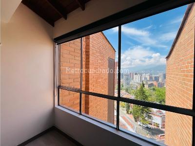 Apartamento de 2 alcobas en arriendo en Loma Del Indio, Medellín, 55 m² · foto 2 de 18