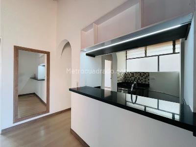 Apartamento de 2 alcobas en arriendo en Loma Del Indio, Medellín, 55 m² · foto 5 de 18