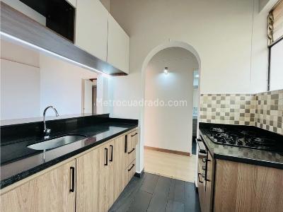 Apartamento de 2 alcobas en arriendo en Loma Del Indio, Medellín, 55 m² · foto 7 de 18