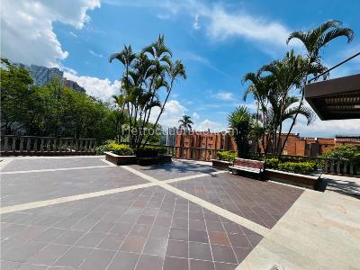 Apartamento de 2 alcobas en arriendo en Loma Del Indio, Medellín, 55 m² · foto 16 de 18