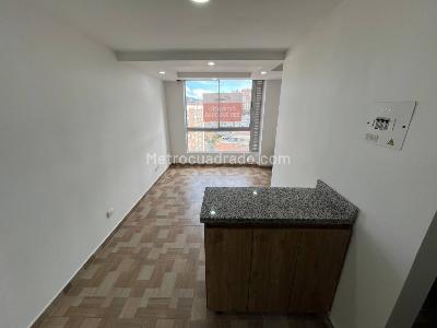 Apartamento en arriendo en San Antonio Noroccidental, Bogotá · foto 7 de 18