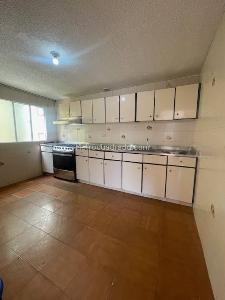Casa de 5 alcobas en venta en Florencia Afidro, Bogotá, 252 m² · foto 18 de 20