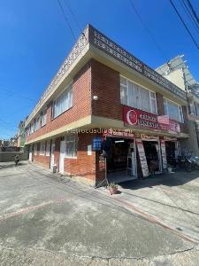 Casa de 5 alcobas en venta en Florencia Afidro, Bogotá, 252 m² · foto 2 de 20