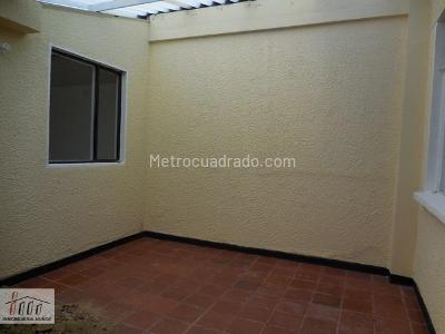 Casa de 3 alcobas en arriendo en Normandia Ii Sector, Bogotá, 165 m² · foto 8 de 17