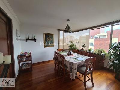 Apartamento de 4 alcobas en venta en Gratamira Suba, Bogotá, 197 m² · foto 4 de 20